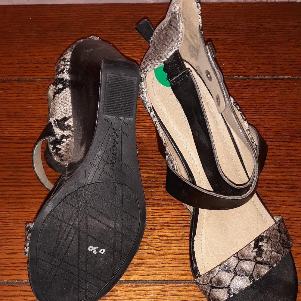 Reaction wedges